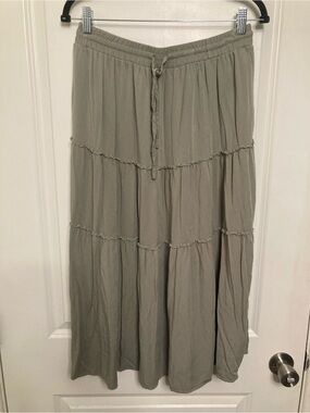 HAEOF  Tiered Maxi Skirt Olive Green Cottagecore Cowboy Country Sz L